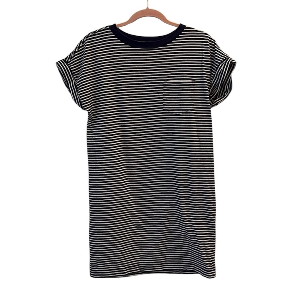 GAP - women’s shirt dress.  Beach cover up. Size XS.  Navy with white stripes